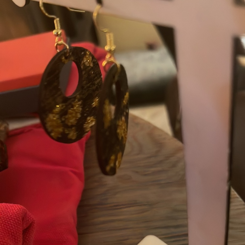 Handmade earring - Picture 3 of 7